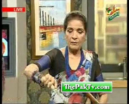 Handi Zubaida Tariq 23rd Feb 2012 [Arvi ka khatta salan] -Prt 1