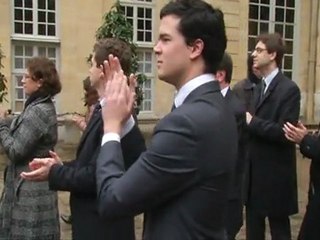 NKM quitte le gouvernement "pour éviter tout mélange des genres"