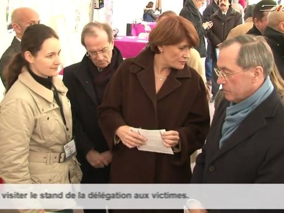 Visite du village de la journée européenne des victimes aux Jardins du Trocadéro