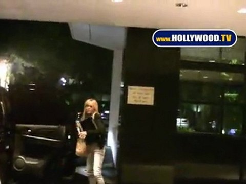 Dina And Ali Lohan Visit Lindsay Lohan In Rehab