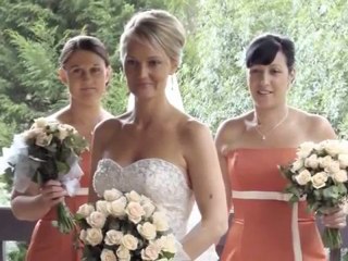 Learn why the professional make up artists love airbrush makeup