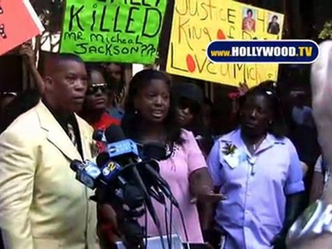 Press Conference At Beverly Hills Courthouse