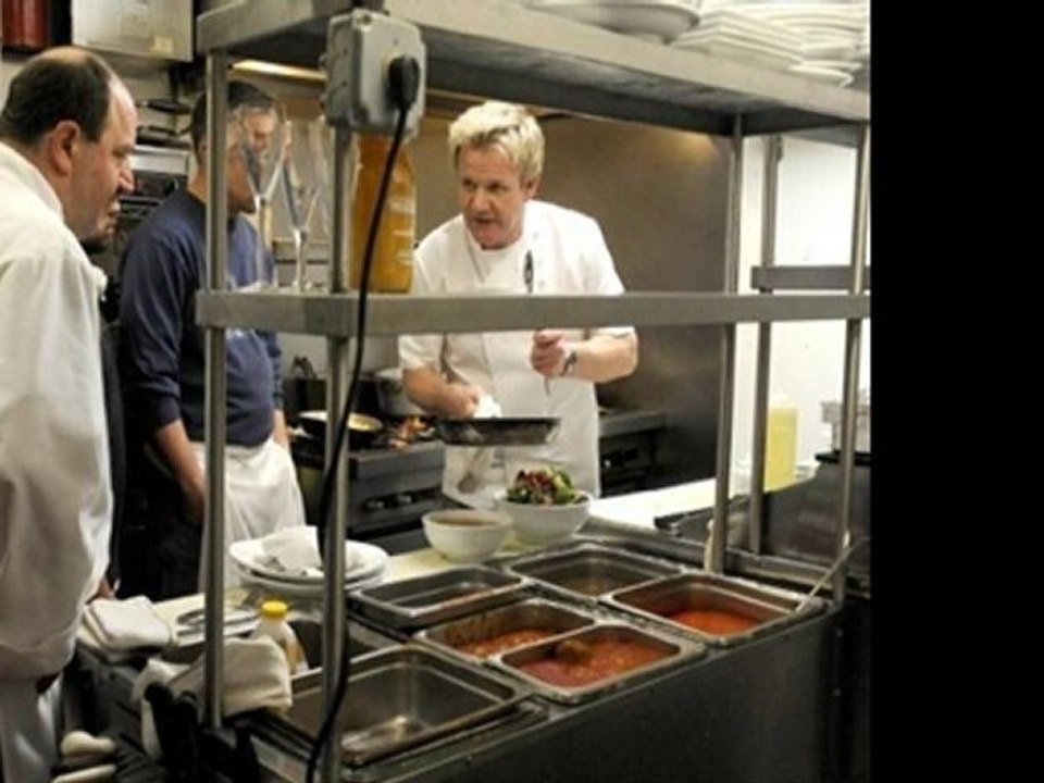 Watch Who Do You Think You Are? - Season 3, Episode 3 (Blair Underwood) Trailer HD HQ 1/5