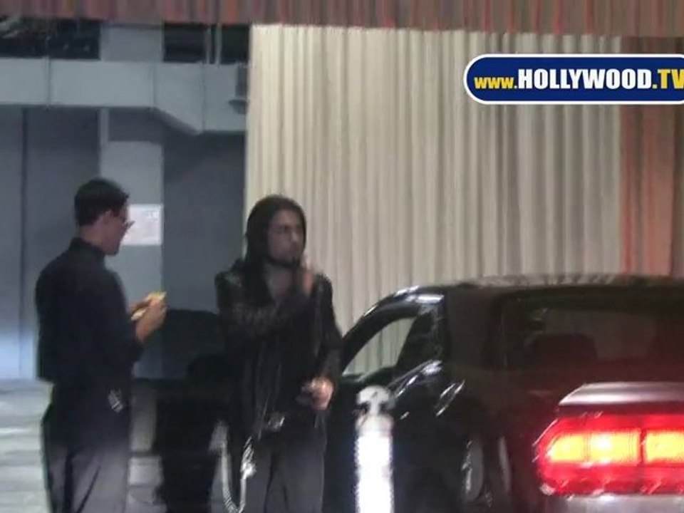 EXCLUSIVE: Dave Navarro Inspired to Visit the Great Pumpkin Patch!