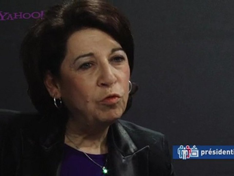 Corinne Lepage :"Je veux aller jusqu'au bout de ce premier tour".