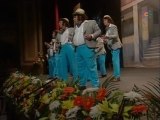 Chirigota - Los Enteraos - Actuación Completa en la FINAL - Carnaval 2009 - YouTube