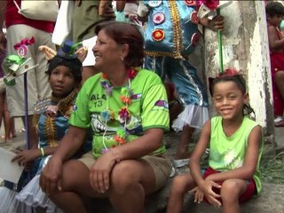 Carnaval : la favela de la Rocinha à Rio au rythme de la solidarité