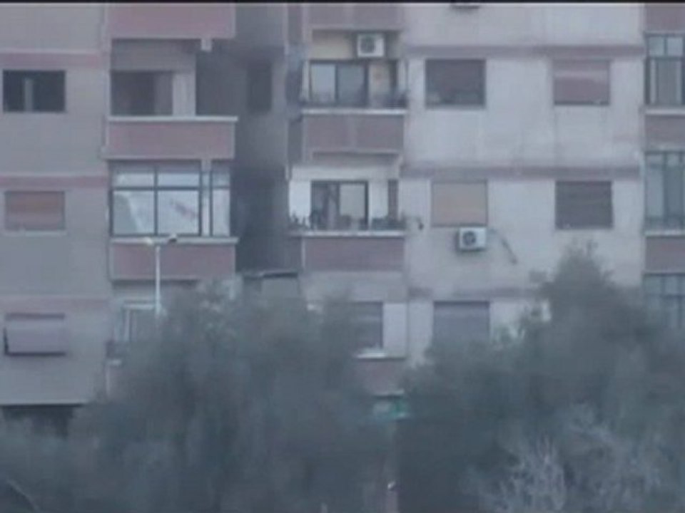 فري برس ريف دمشق اقتحام مدينة داريا  واطلاق نار كثيف   23 2 2012