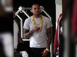 Chris Brown Accused of Cell Phone Theft