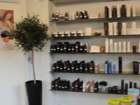 Frisør Østerbro, Hos Marianne, Http://frisoeroesterbro.yolasite.com Strandboulevarden 63, 2100 København Ø