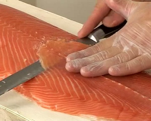 Technique de cuisine : Trancher du saumon fumé - Vidéo Dailymotion