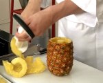 Technique de cuisine : Utiliser un tranche-ananas