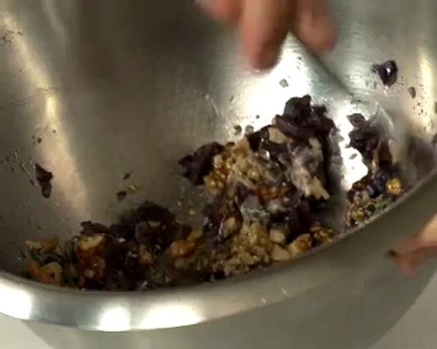 Recette d'oignons farcis au gorgonzola et noix