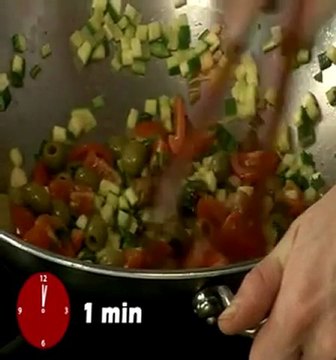 Recette de penne à la feta, tomates cerise et olives