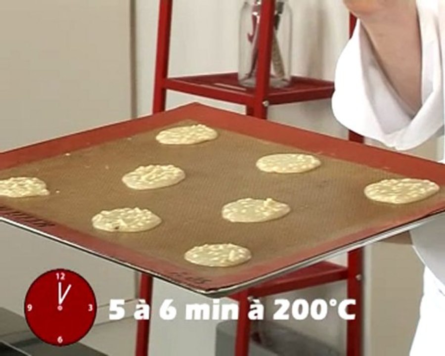 Recette de verrines de fraises à la vanille, croustillant à l'amande