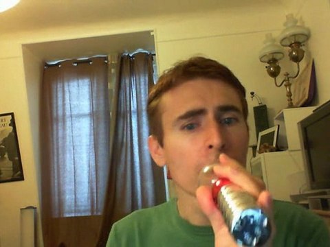 Wiwi égratigne cry softly (time is mourning) de Secret Service