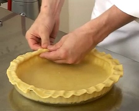 Technique de cuisine : Foncer un cercle à tarte