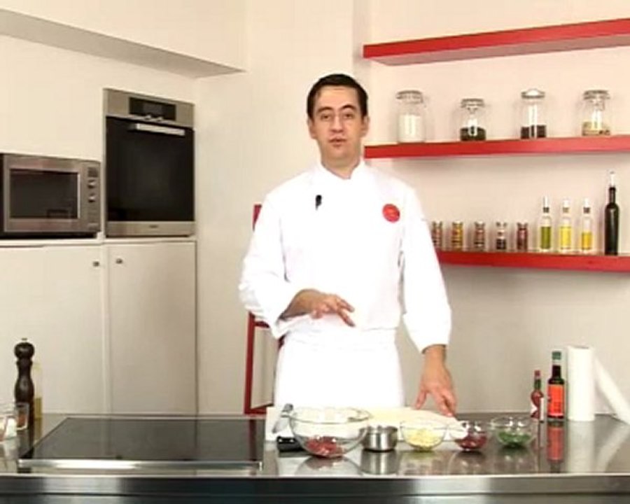 Recette de roulé de boeuf et huîtres en tartare, croquant de pomme et betterave crue