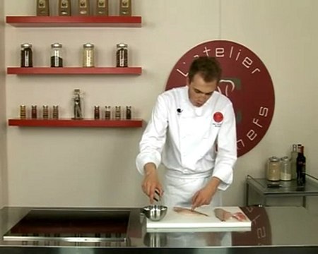 Technique de cuisine : Désarêter un filet de poisson