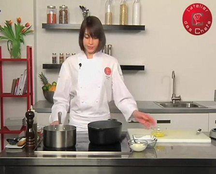 Recette de crème de petits pois à l'échalote, oeuf de caille poché