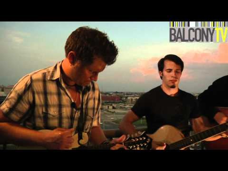 JC ANDERSEN - SCARS (BalconyTV)
