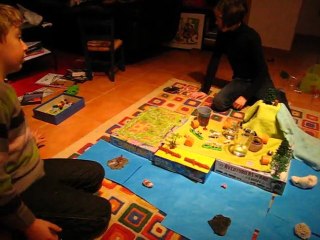 Baptiste et Zoé presentent leur maquette