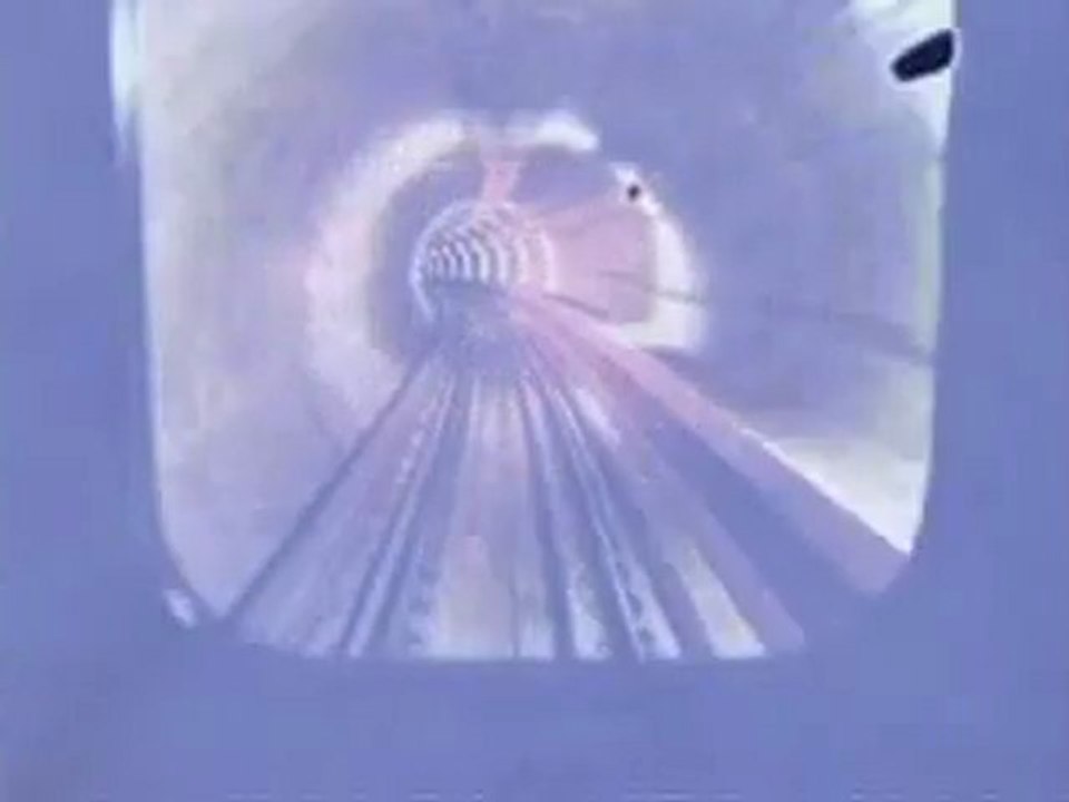 trailerseason8-fev2001