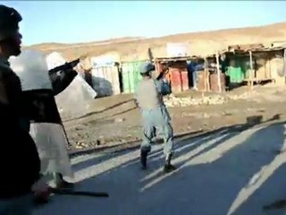 Corans brûlés: neuf morts de plus lors de manifestations