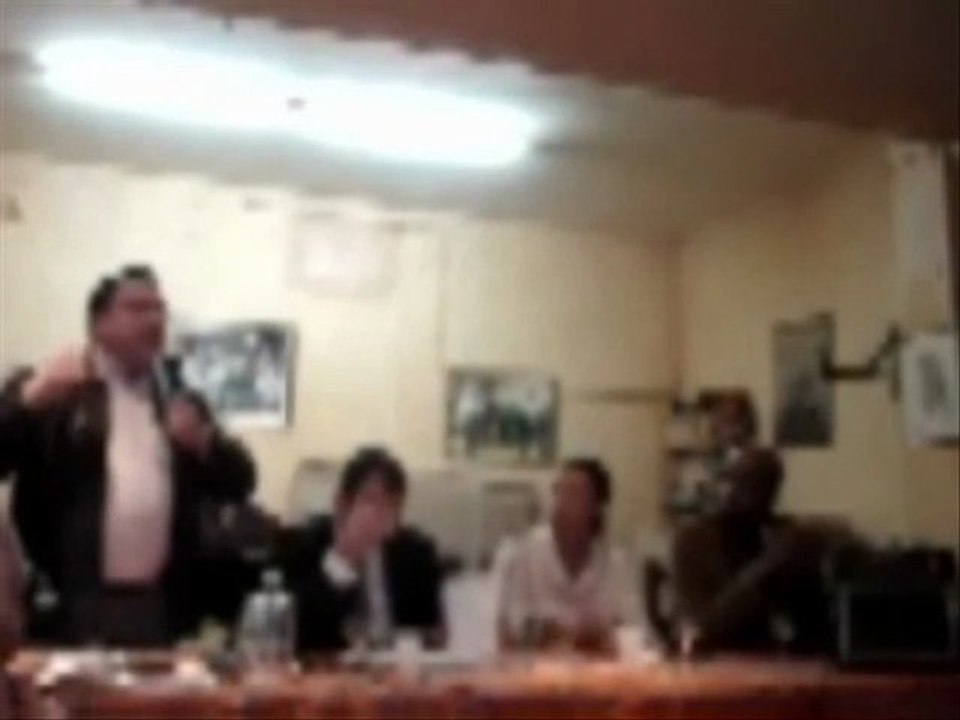 Marine Le Pen - Profitons de la détresse des gens pour gagner les elections !