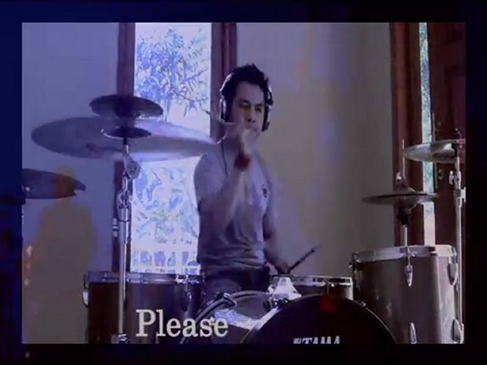 MUSE - Neutron Star Collision (Love Is Forever)  ( drum cover performed by Gandi Tama )