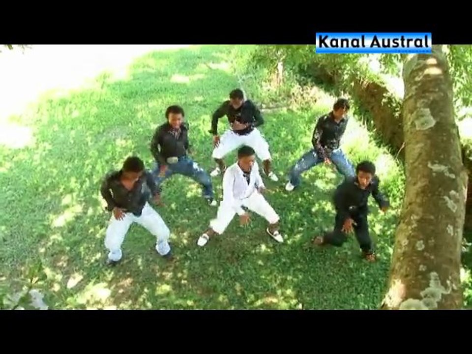 DADI LOVE et RASOA KININIKE en spectacle : Samby Raha 2012, à l'Océan discothèque la Possession