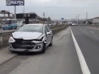 Aşırı Hız Kaza Getirdi