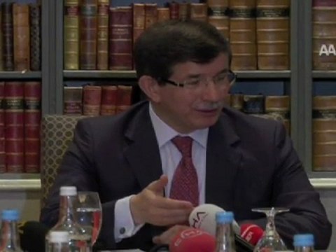 Davutoğlu soruları yanıtladı