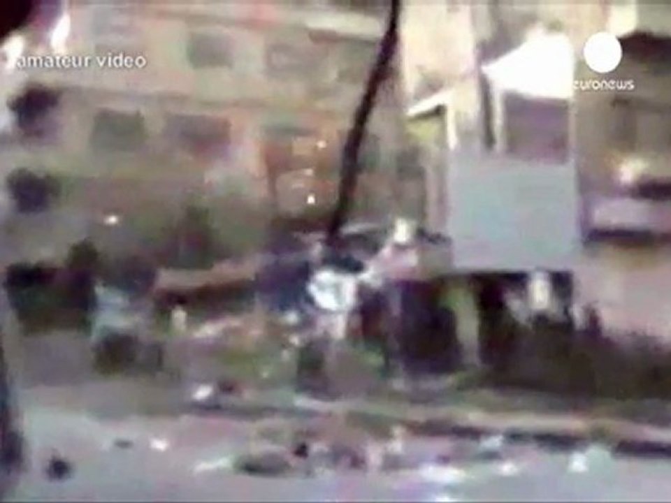 Homs: ripresi negoziati per sgomberare feriti