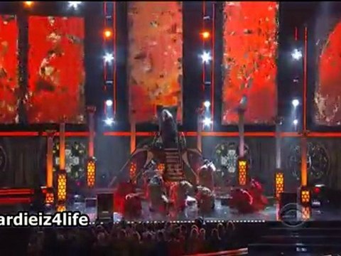Nicki Minaj - Roman Holiday (Live 54th Annual Grammy Awards 2012)HD