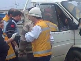Gökkuşağı önünde kaza ( Cep Telefon kaydı)