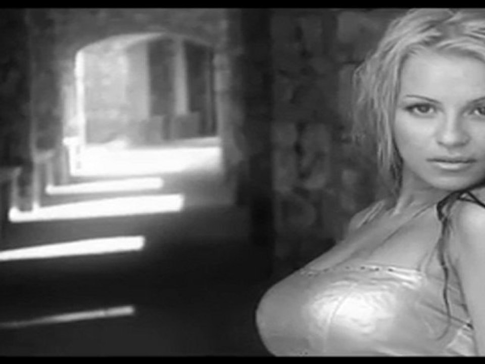 " Kiss me " - Vasil Boyanov - Azis - поцелуй меня - Celuvai me 私にキスする