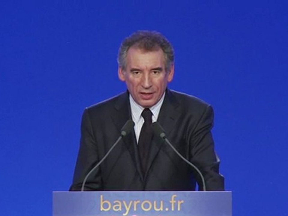 "Un référendum qui rétablira les principes d'une vie démocratique saine et équilibrée"