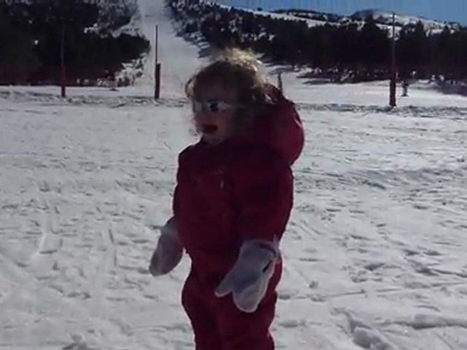 Solène et la bataille de boules de neige