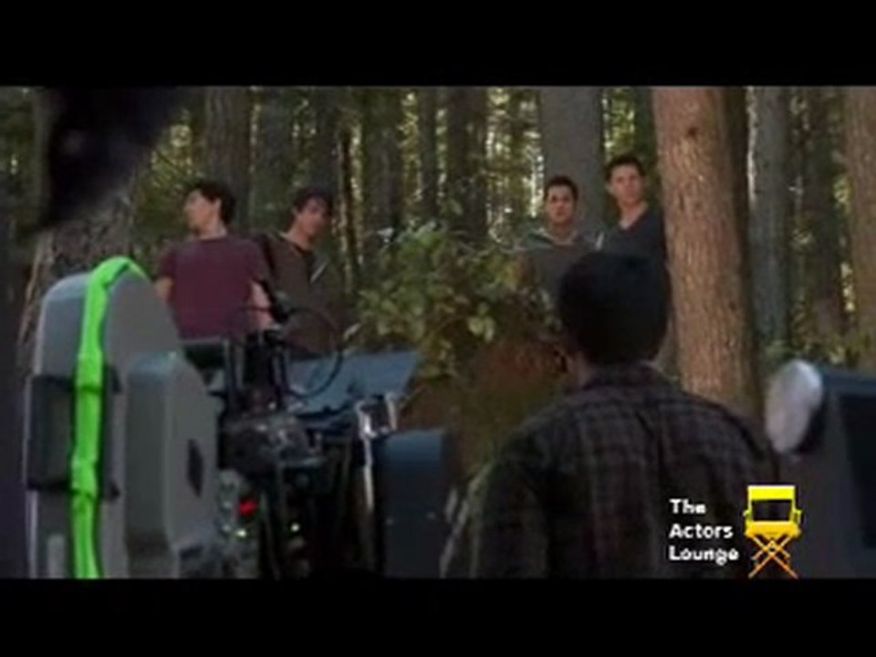 Тейлор Лотнер говорит о фильме  Рассвет  (рус.сабы)