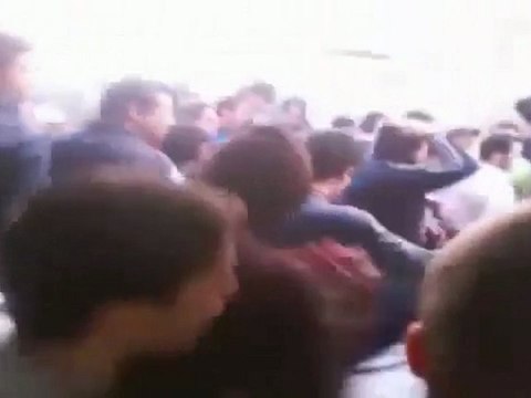 فري برس اللاذقية قنينص هتافات الأحرار خلال خروجهم من مسجد عائشة جمعة لأجلك ننتفض بابا عمرو 24 2 2012