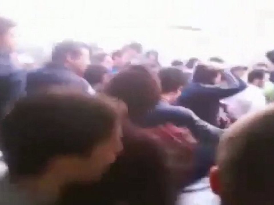 فري برس اللاذقية قنينص هتافات الأحرار خلال خروجهم من مسجد عائشة جمعة لأجلك ننتفض بابا عمرو   24 2 2012