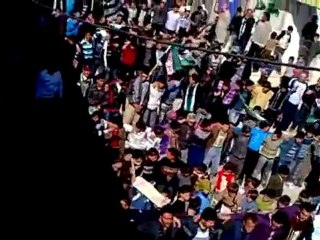 فري برس  مظاهرة احرار منغ جمعة سنتتفض لااجلك باباعمرو24 2 2012