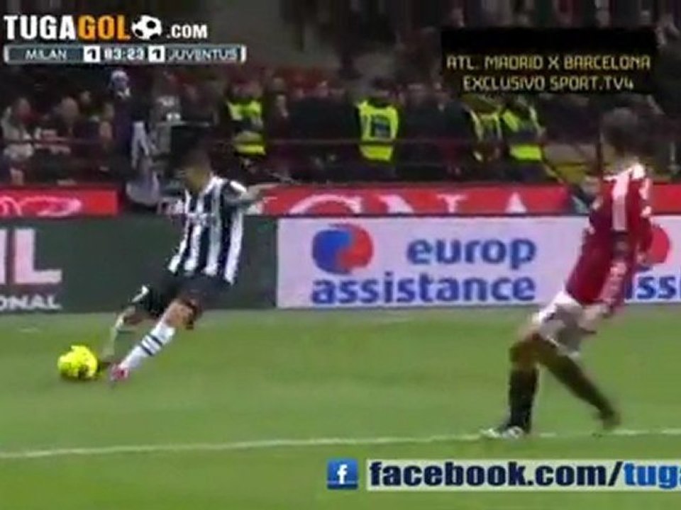 Matri gỡ hòa cho Juventus trong trận đấu với Milan