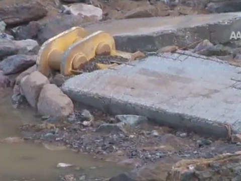 Dalgıçlar Göksu Nehri'nde