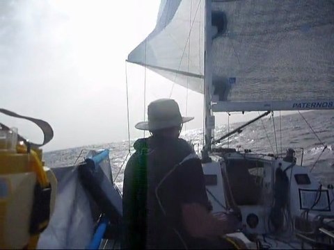 8 février : ENKI sous spi et pilote