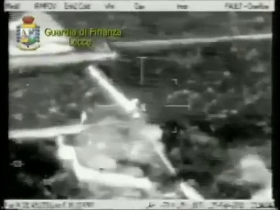 Lecce - Tentata fuga dei due scafisti (26.02.12)