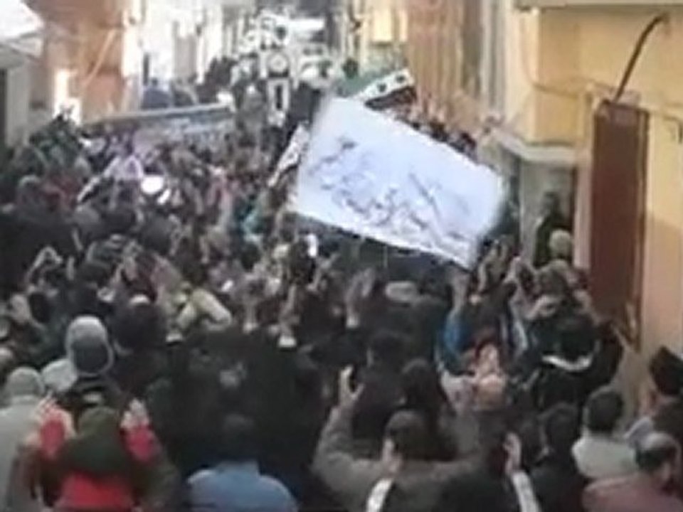 فري برس   حمص الغوطـة جمعة سننتفض لاجلك باباعمر 24 2 2012 ج2