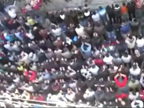 فري برس حمص الصامدة أحرار الوعر القديم جمعة سننتفض لأجلك باباعمرو 24 2 2012 ج1