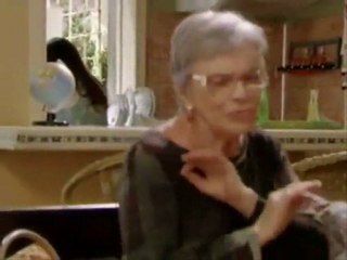 Beatriz cuida de Cristal